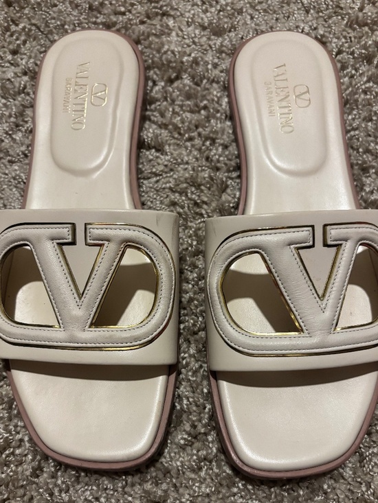 Valentino Garavani Shoes - Valentino slippers